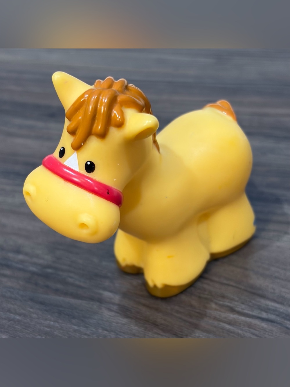 Fisher-Price Little People Yellow Horse Figure with Red Bridle 2007